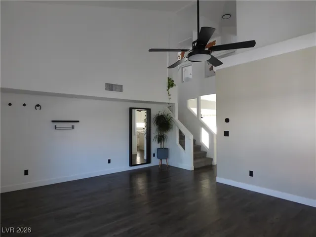 $2,450 | 8709 Autumn Wreath Avenue, Las Vegas, NV 89129