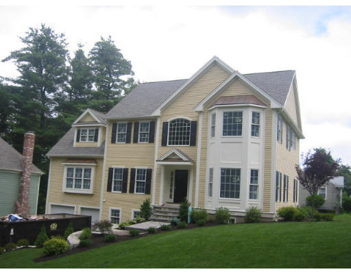 45 Wellesley Road Natick, MA 01760 - Photo 1 of 11