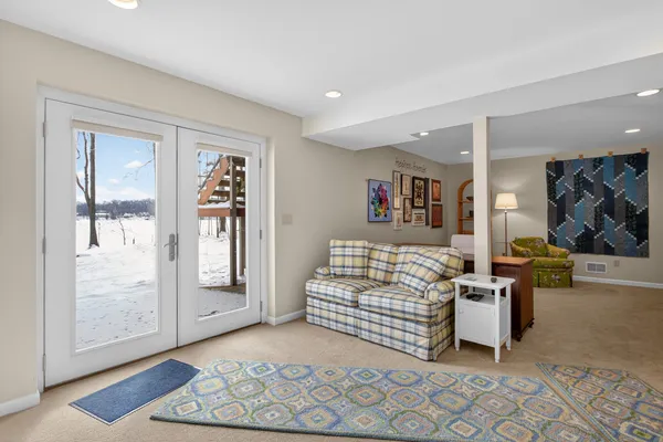 $396,000 | 253 Westshore Drive, Jerome, MI 49249
