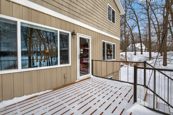 $396,000 | 253 Westshore Drive, Jerome, MI 49249