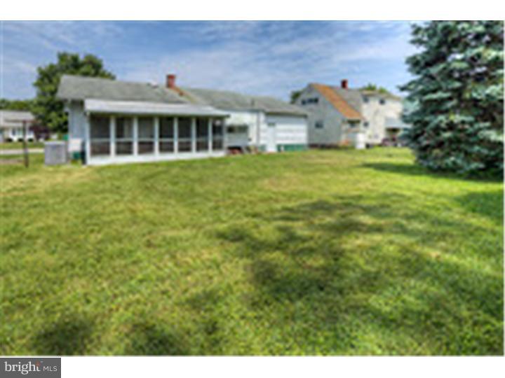 211 Kenmark Road Newark, DE 19713 - Photo 2 of 8 Exterior Back