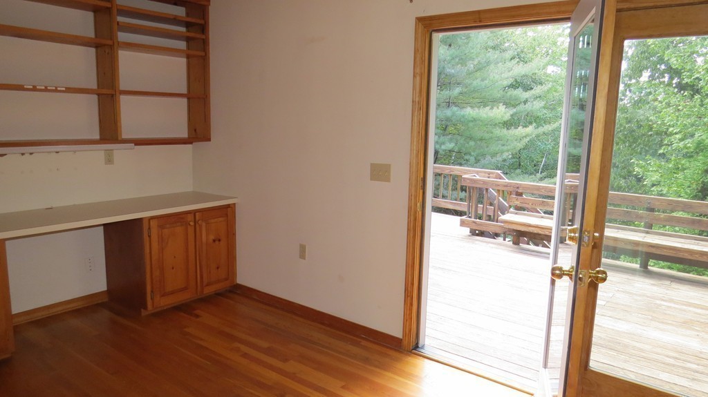 180 Kettle Hole Road Bolton, MA 01740 - Photo 10 of 24 Gallery Image 10
