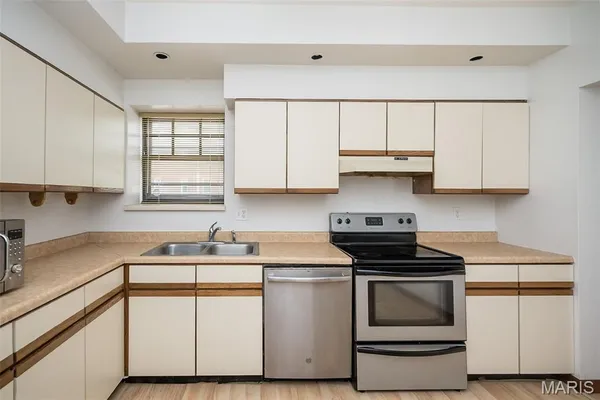 $145,000 | 5501 Waterman Boulevard, Unit B, St. Louis, MO 63112