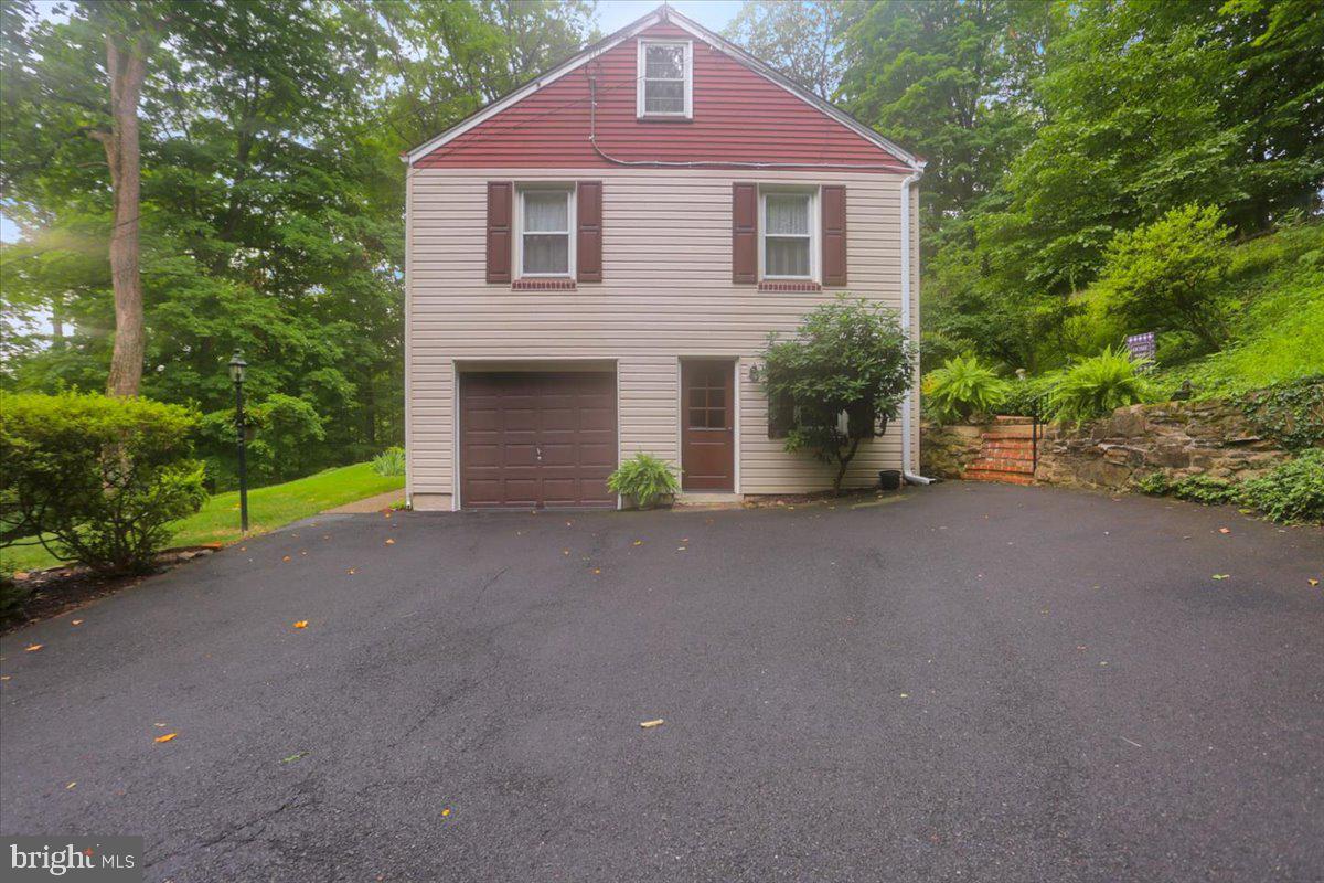 770 Almshouse Road Doylestown, PA 18901 - Photo 3 of 41 Gallery Image 3