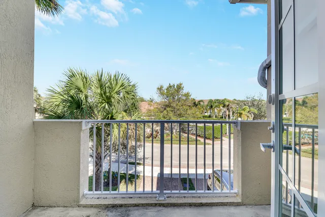 $2,900 | 6208 Southeast Portofino Circle, Hobe Sound, FL 33455