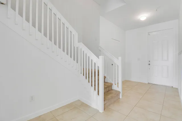 $2,900 | 6208 Southeast Portofino Circle, Hobe Sound, FL 33455