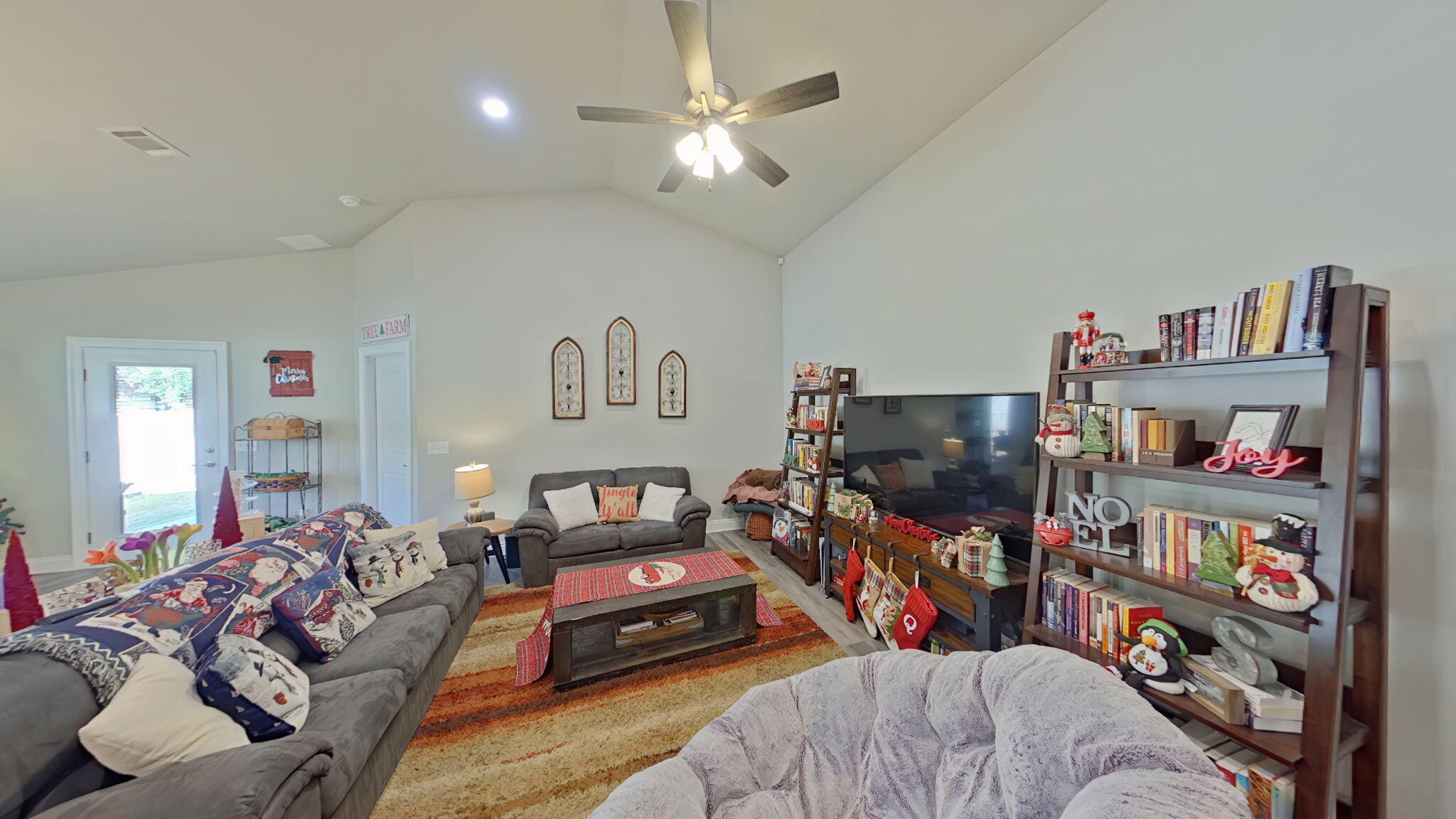 7408 Gordon Evans Road Navarre, FL 32566 - Photo 6 of 30 7-web-or-mls-7 Living Room-3