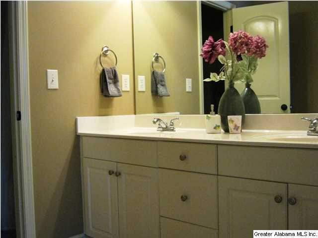 1424 Stoneykirk Road Pelham, AL 35124 - Photo 18 of 26