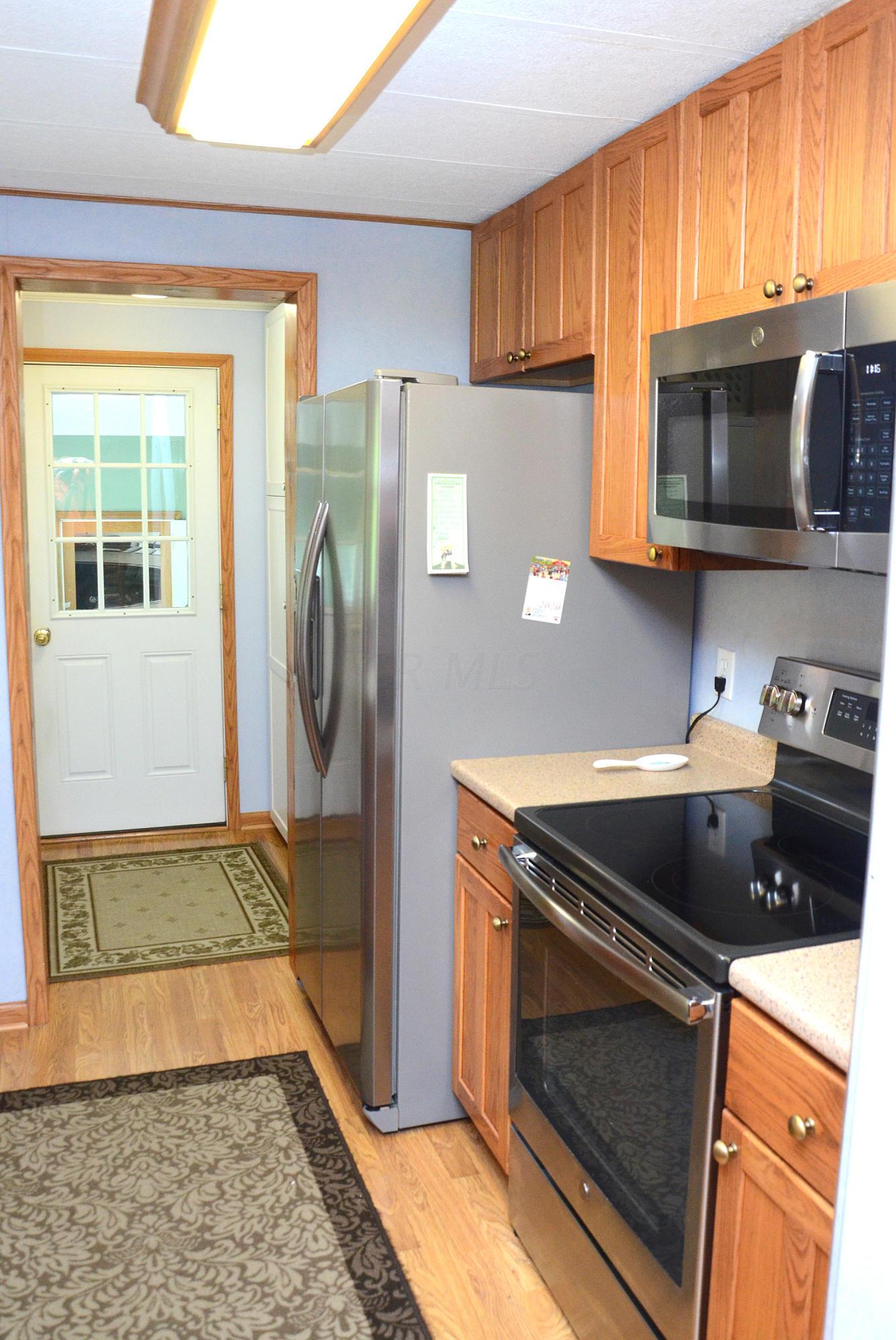65055 Slaughter Hill Road Cambridge, OH 43725 - Photo 6 of 34