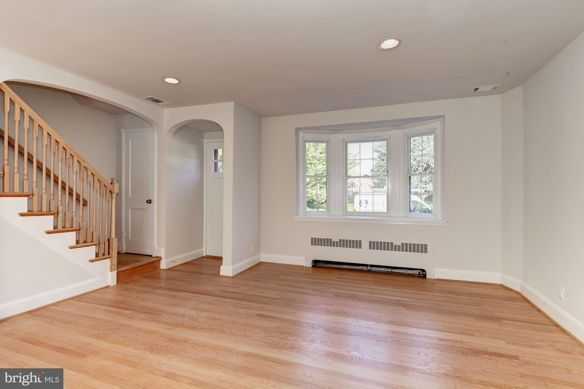 49 Dunkirk Road Baltimore, MD 21212 - Photo 13 of 30 Triple window. Refinished hardwoods