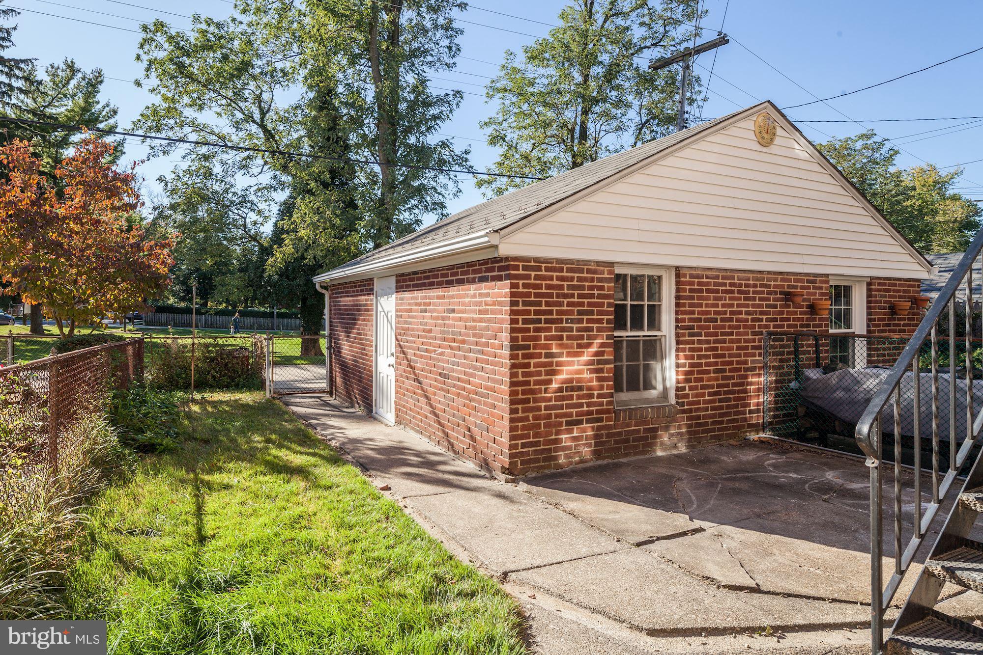 49 Dunkirk Road Baltimore, MD 21212 - Photo 28 of 30 Tot lot in your backyard!