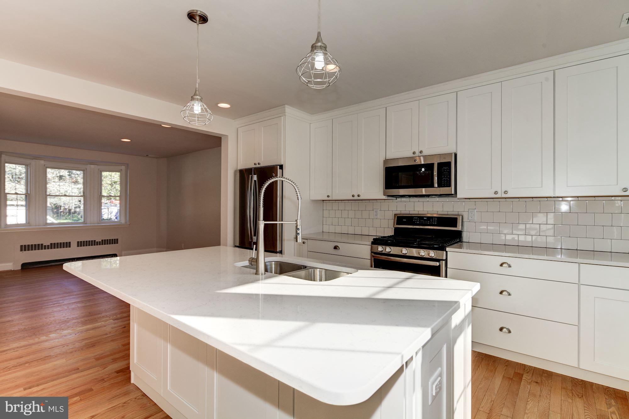 49 Dunkirk Road Baltimore, MD 21212 - Photo 6 of 30 Huge island perfect for meals