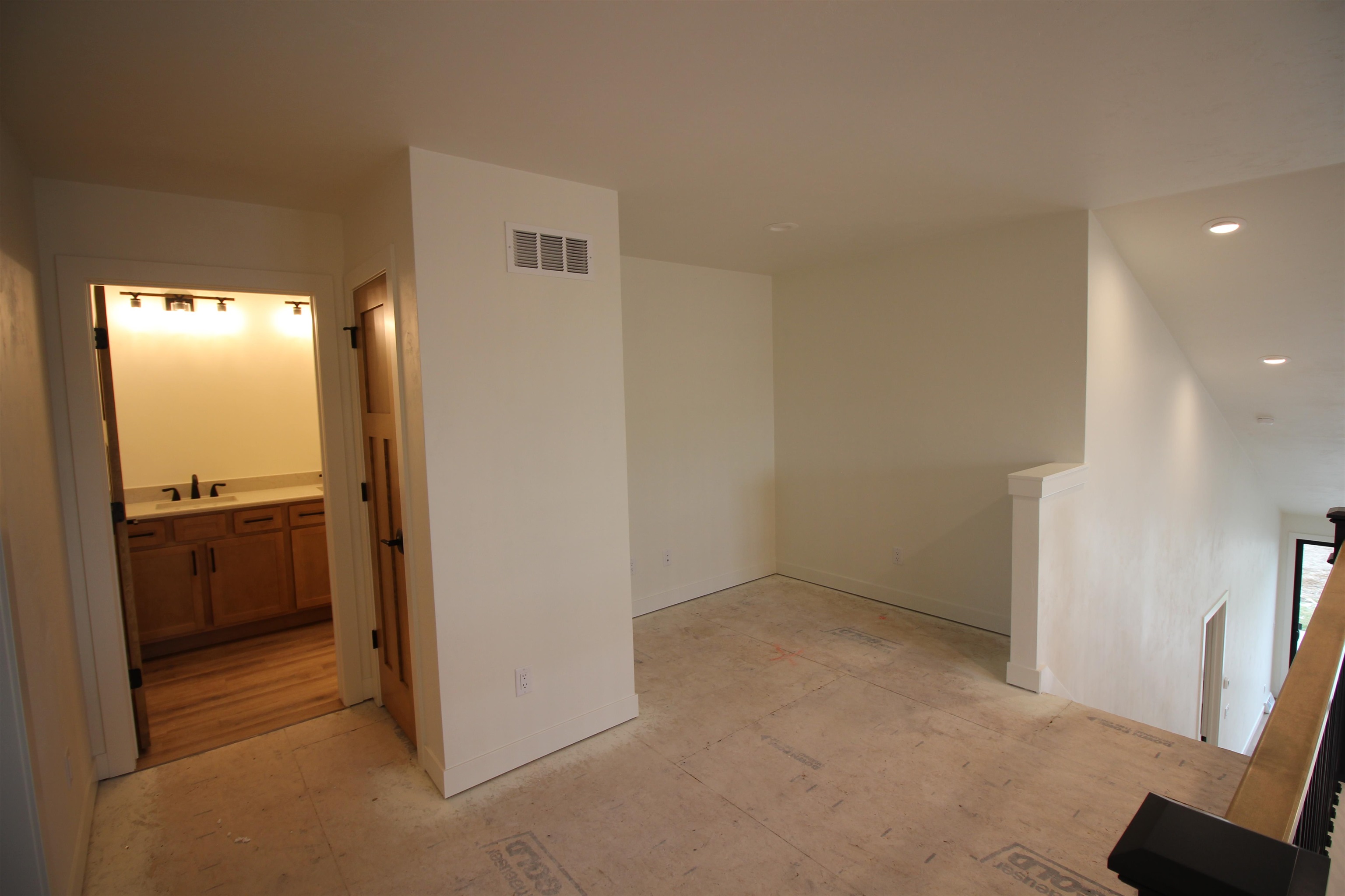 365 Ridge View, Unit 15 Milton, WI 53563 - Photo 15 of 24