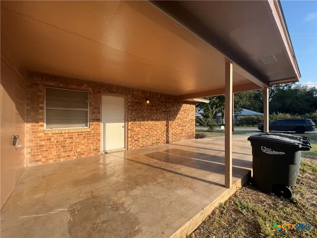 $1,195 | 1792 Kuehler Avenue, New Braunfels, TX 78130