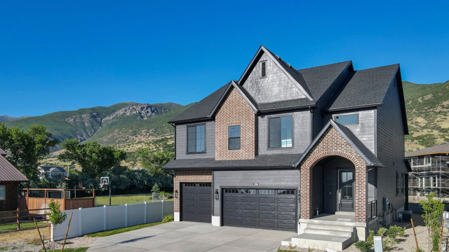 2136 North 725 West Centerville, UT 84014 - Photo 2 of 40