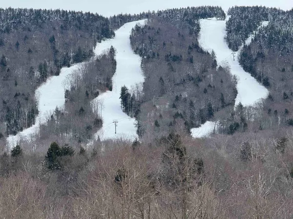 $279,900 | 36 Lodge Road, Unit C210, Lincoln, NH 03251