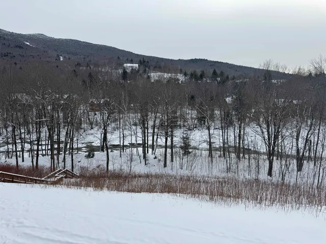 $279,900 | 36 Lodge Road, Unit C210, Lincoln, NH 03251