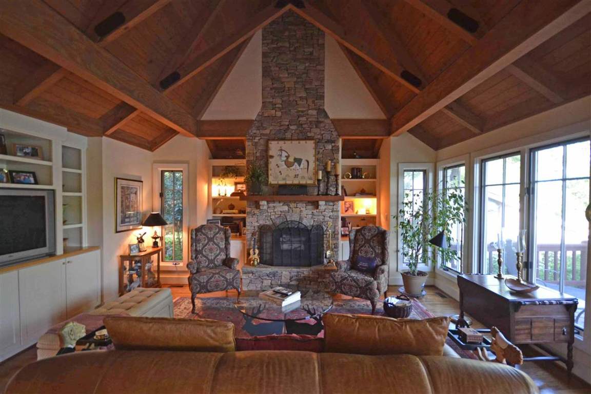 814 Reed Creek Point Hartwell, GA 30643 - Photo 3 of 28