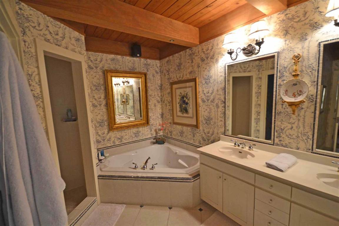 814 Reed Creek Point Hartwell, GA 30643 - Photo 7 of 28