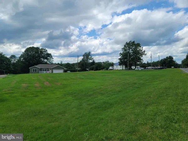 a view of a golf course