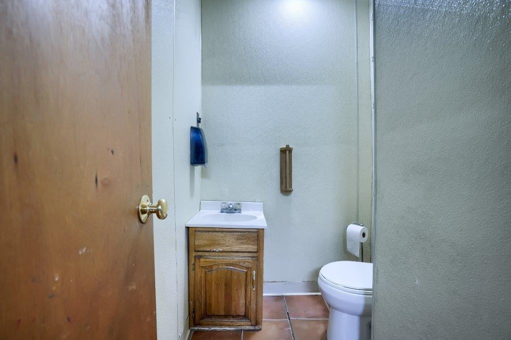 722 Mast Road Goffstown, NH 03102 - Photo 22 of 31