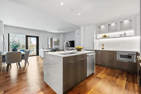 $3,580,000 | 300 Pier 4 Blvd., Unit 3B, Boston, MA 02210