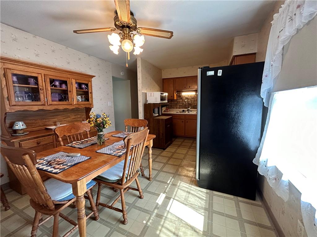 172 Warren Road Warrendale, PA 15086 - Photo 8 of 23 Gallery Image 8