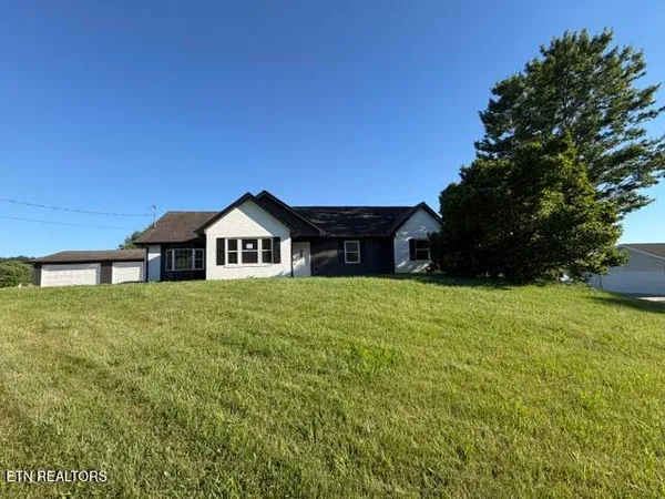 $254,900 | 8075 Highway 63, Speedwell, TN 37870