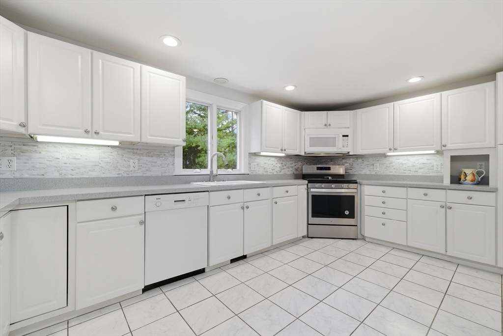 120 Degrass Road Mashpee, MA 02649 - Photo 3 of 38