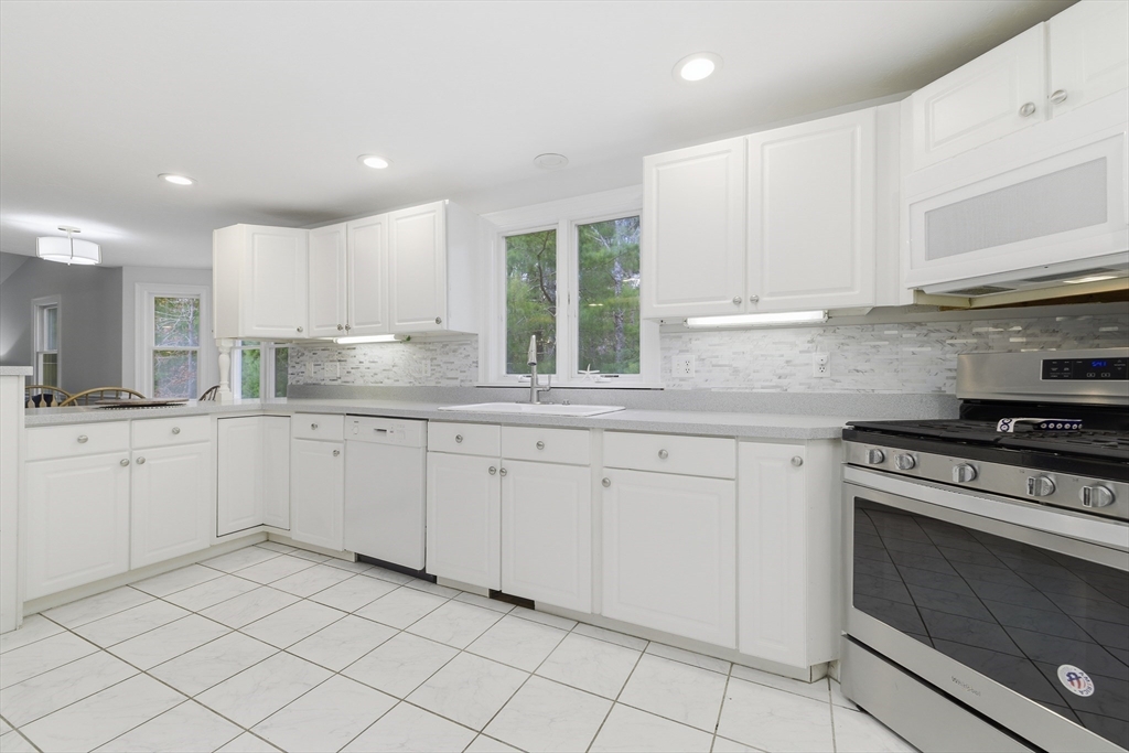 120 Degrass Road Mashpee, MA 02649 - Photo 4 of 38