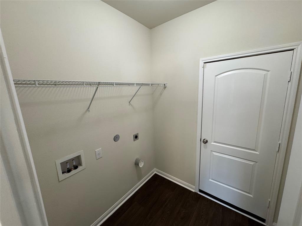 1318 Lucchese Lane Dallas, TX 75253 - Photo 23 of 25 a view of small space