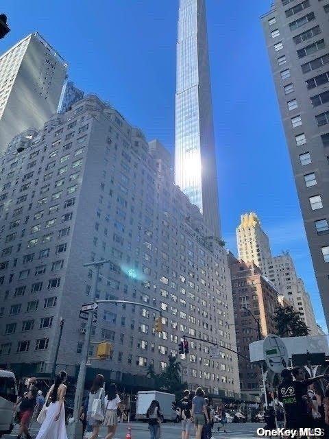 100 West 57th Street, Unit 2H Manhattan, NY 10019 - Photo 1 of 10 front