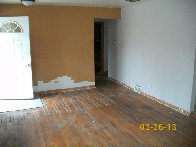 14300 Ridgeway Avenue Midlothian, IL 60445 - Photo 3 of 10