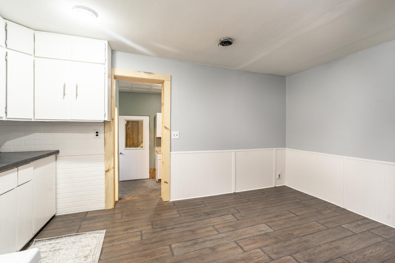 356 South Wolf Lake Road Muskegon, MI 49442 - Photo 13 of 25 356 Wolf Lake Rd-14
