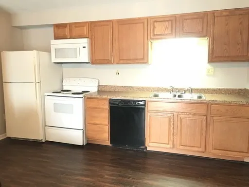 $850 | 210 Marion Street, Unit 4, Clarksville, TN 37040