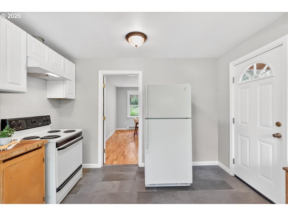 6791 Southwest Mill Road Gaston, OR 97119 - Photo 8 of 33