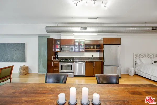 $3,000 | 1111 South Grand Avenue, Unit 506, Los Angeles, CA 90015