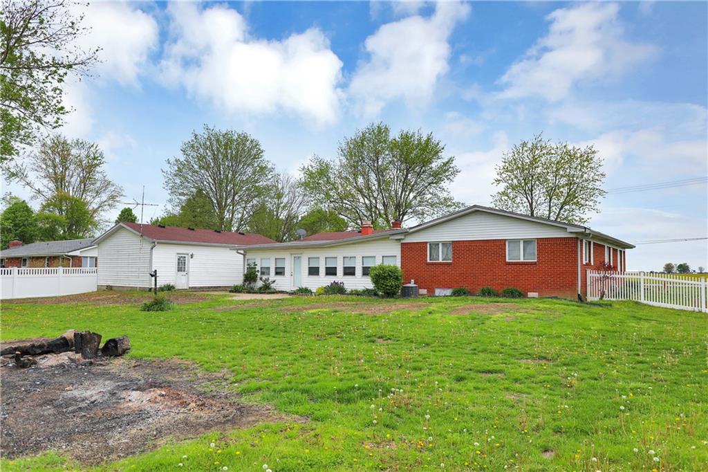 4239 Graham Road Whiteland, IN 46184 - Photo 39 of 45 Gallery Image 39