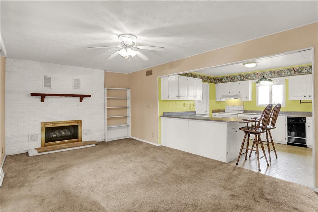 4239 Graham Road Whiteland, IN 46184 - Photo 8 of 45 Gallery Image 8