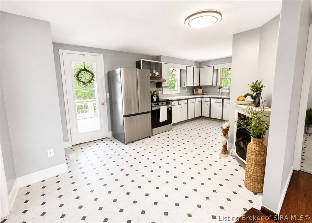 3751 North Shell Lane Salem, IN 47167 - Photo 6 of 16