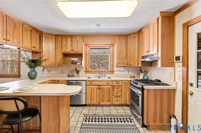 $309,900 | 3605 Spruce Avenue, Colonial Heights, VA 23834