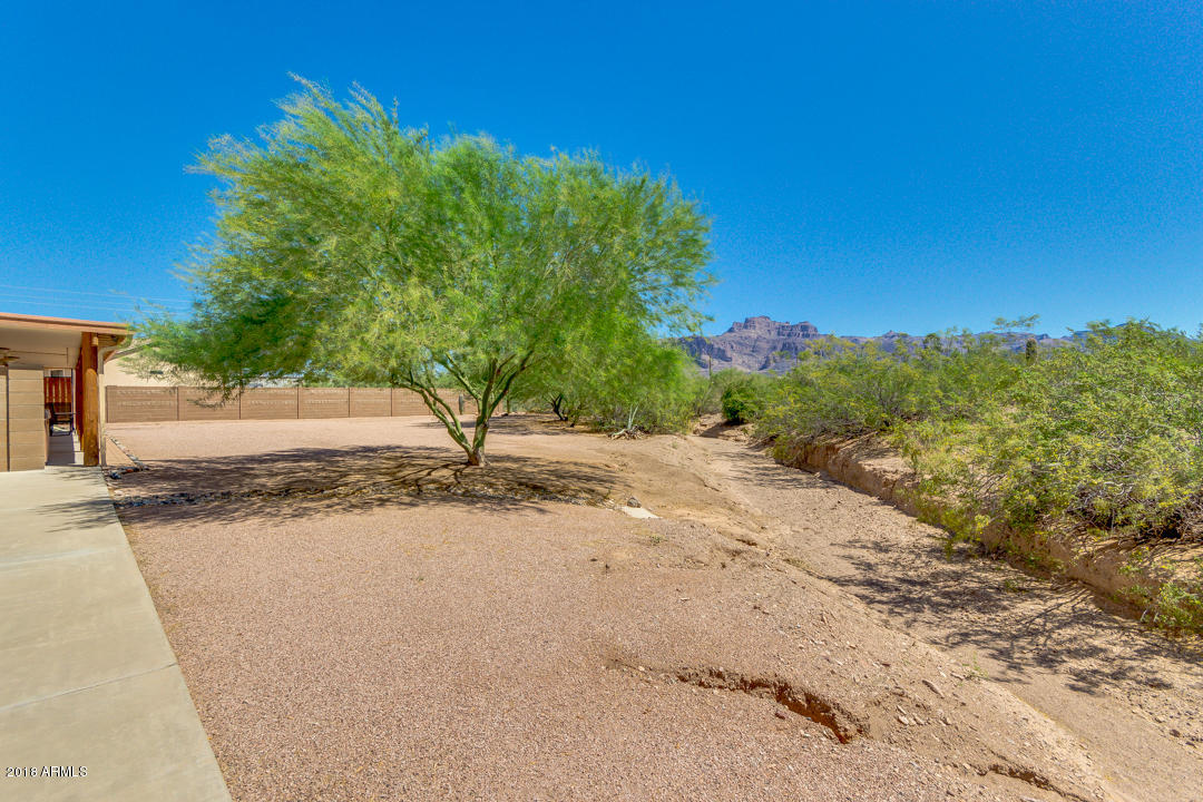 843 South Starr Road Apache Junction, AZ 85119 - Photo 38 of 39 40-Starr