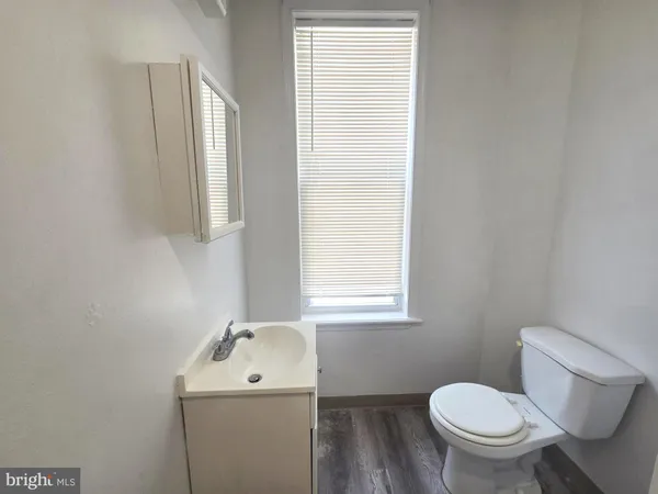 $1,275 | 820 Wynnewood Road, Unit 2, Philadelphia, PA 19151