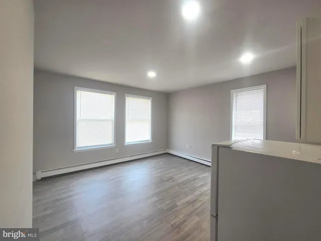 $1,275 | 820 Wynnewood Road, Unit 2, Philadelphia, PA 19151