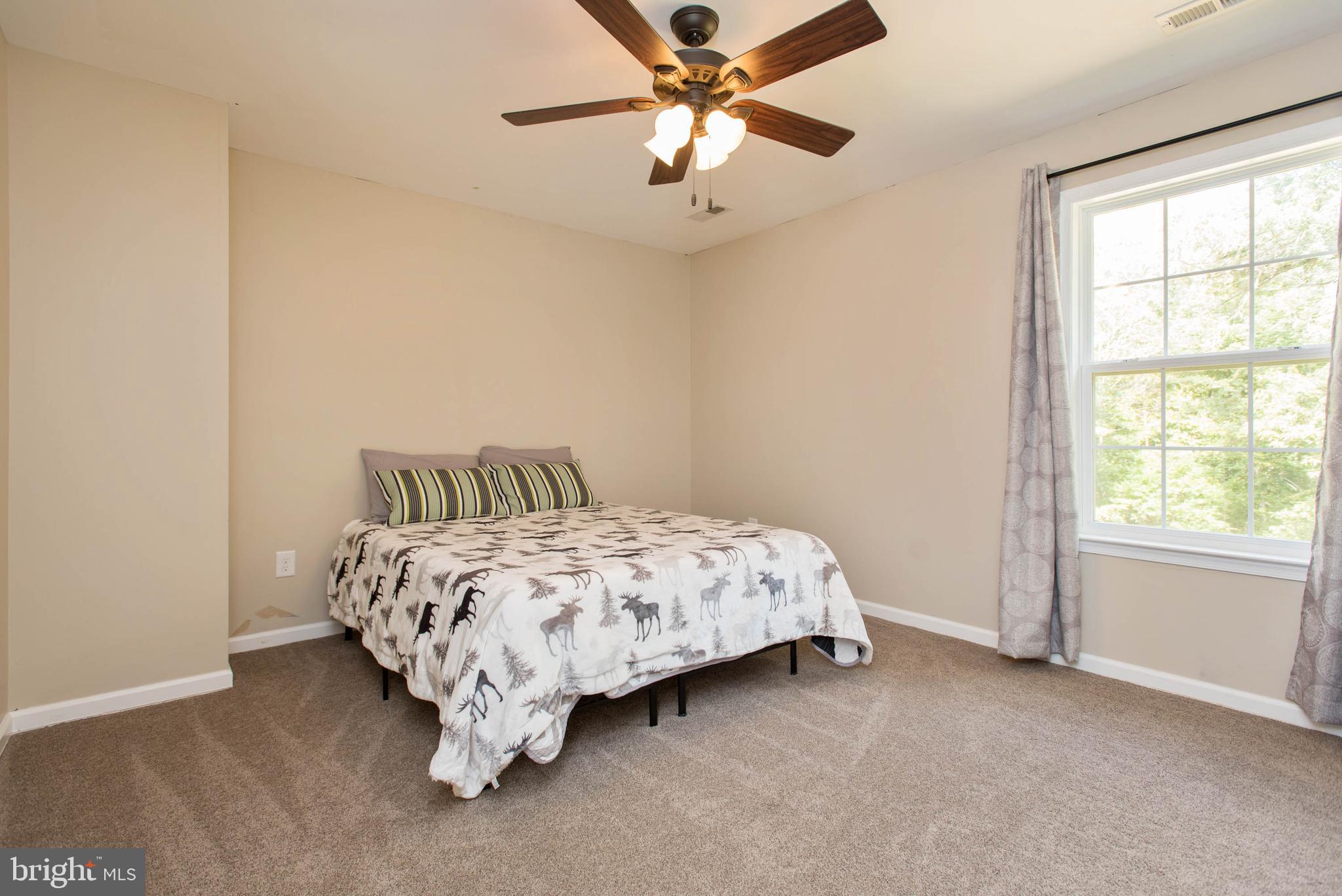 734 Cropp Road Fredericksburg, VA 22406 - Photo 15 of 25 large second upstairs bedroom