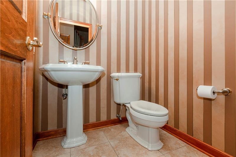 410 McKinney Road Wexford, PA 15090 - Photo 12 of 25