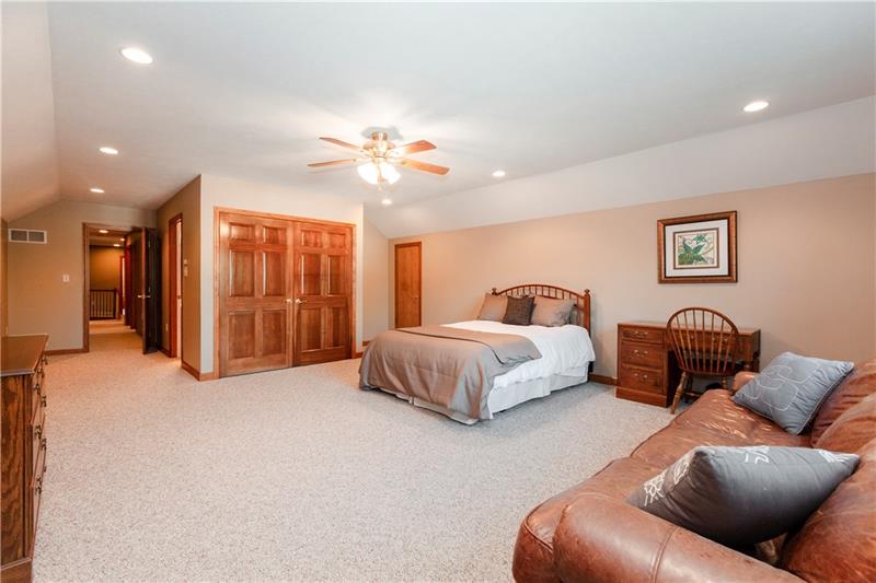 410 McKinney Road Wexford, PA 15090 - Photo 18 of 25