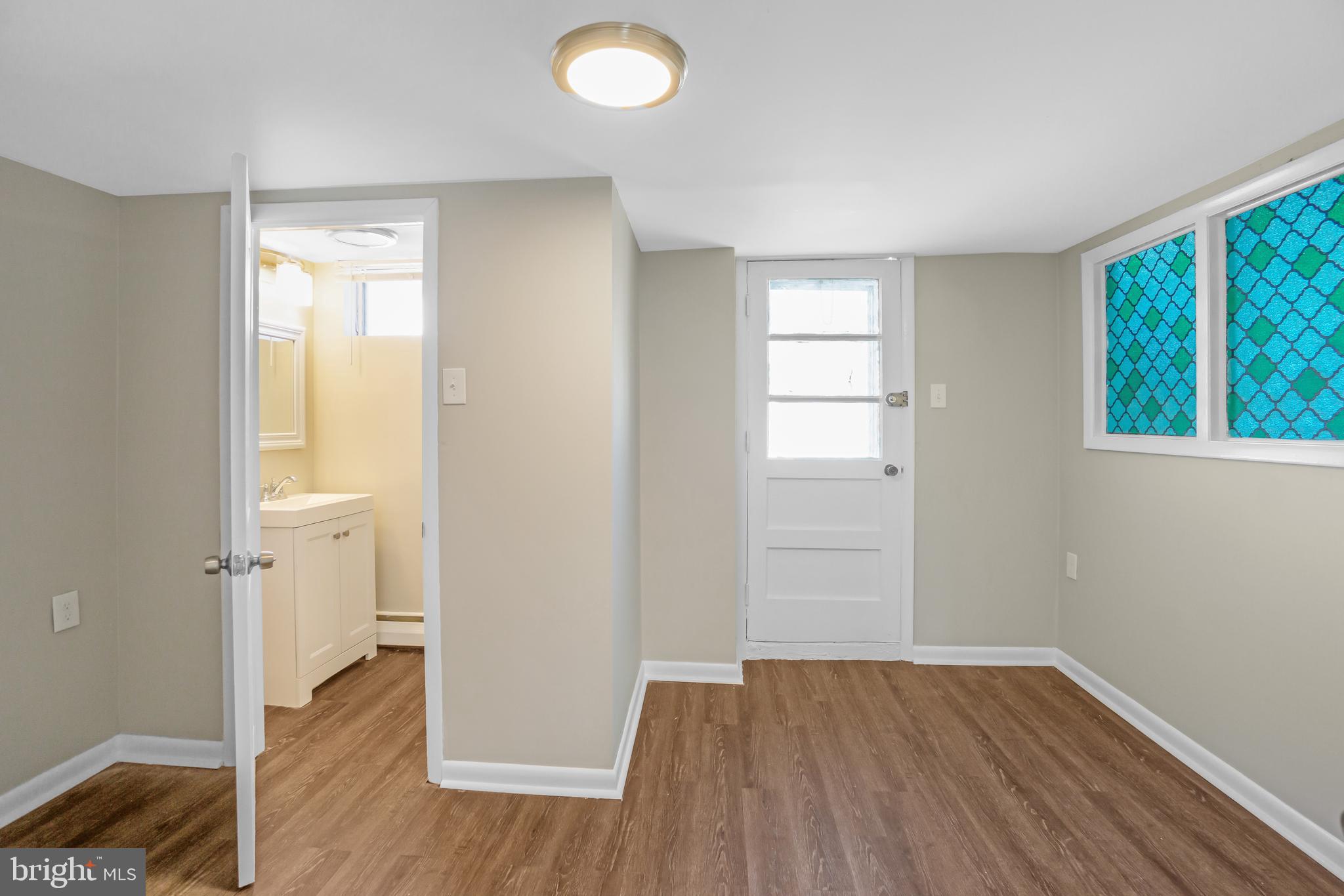 413 Penn Lane Springfield, PA 19064 - Photo 29 of 39