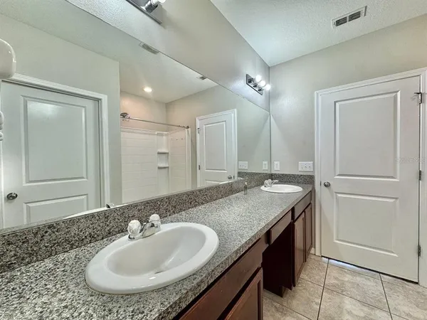 $2,450 | 6533 Trent Creek Drive, Sun City Center, FL 33573