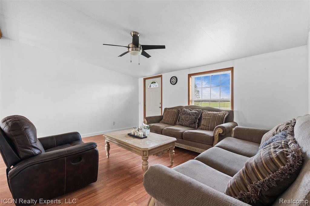 13620 Gilbert Road Allenton, MI 48002 - Photo 7 of 47